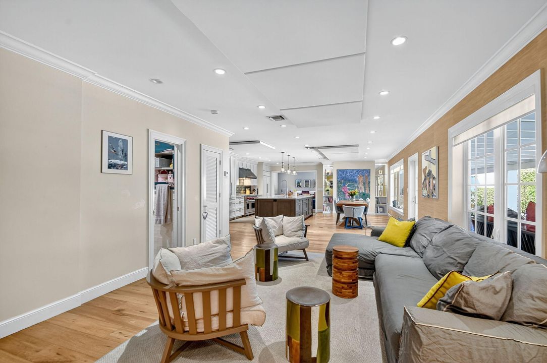 На продажу: $3,450,000 (3 спален, 3 ванн, 3072 Квадратных фут)