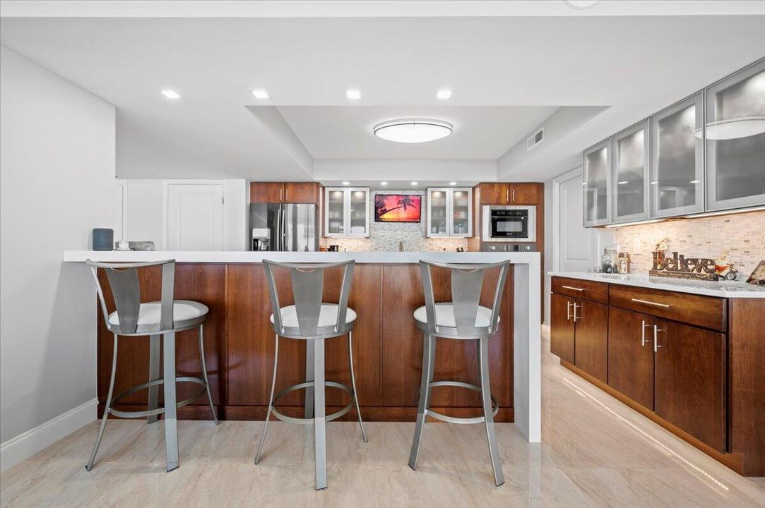 For Rent: $5,300 (3 beds, 2 baths, 1432 Square Feet)