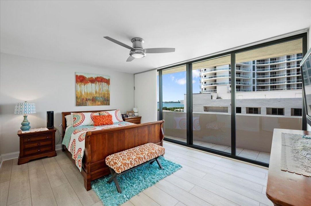 For Rent: $5,300 (3 beds, 2 baths, 1432 Square Feet)