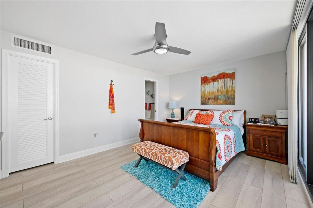 For Rent: $5,300 (3 beds, 2 baths, 1432 Square Feet)