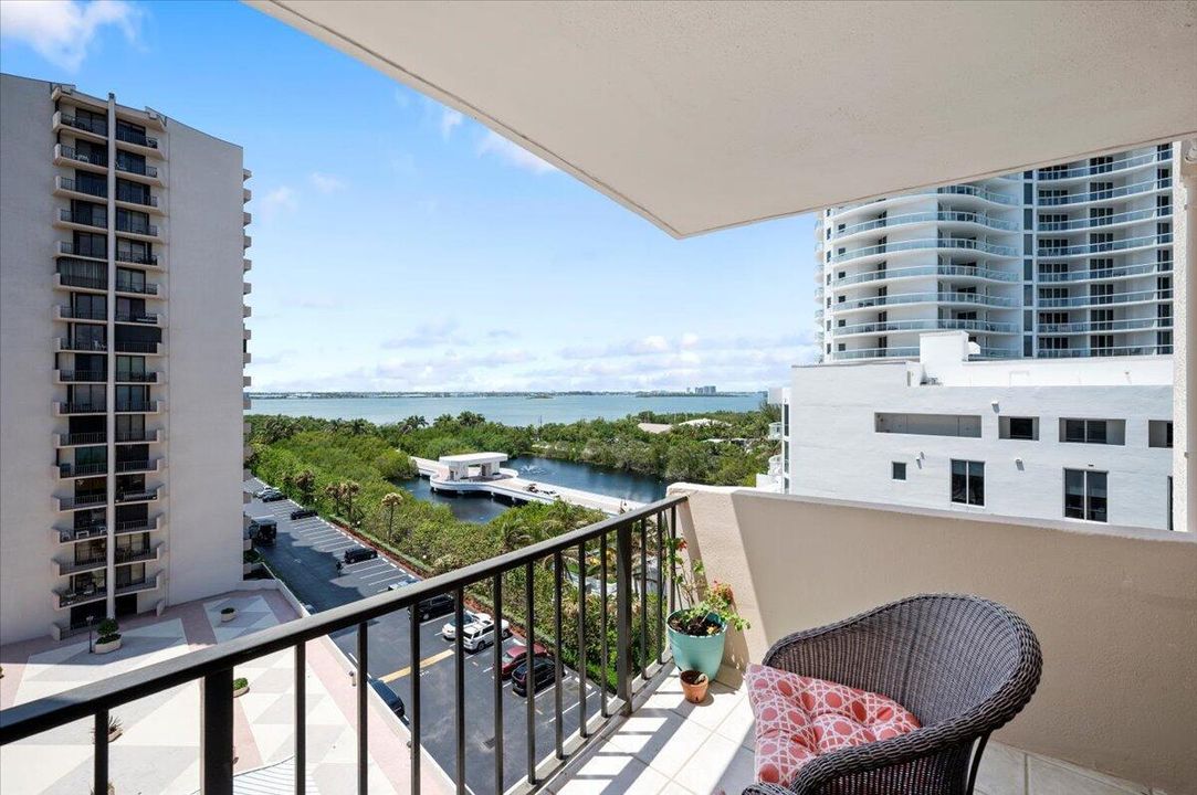 For Rent: $5,300 (3 beds, 2 baths, 1432 Square Feet)