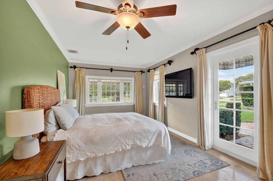 На продажу: $3,450,000 (3 спален, 3 ванн, 3072 Квадратных фут)