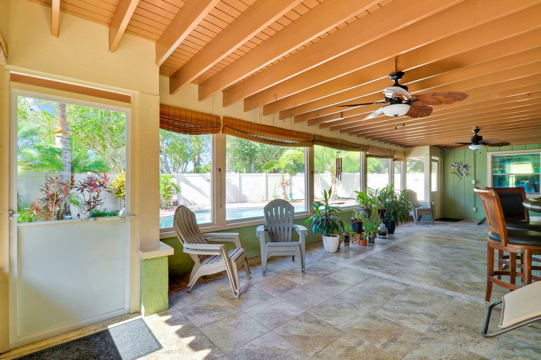 For Sale: $589,999 (3 beds, 3 baths, 2160 Square Feet)