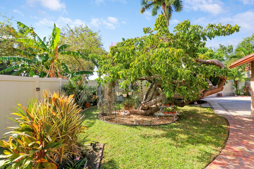 For Sale: $589,999 (3 beds, 3 baths, 2160 Square Feet)