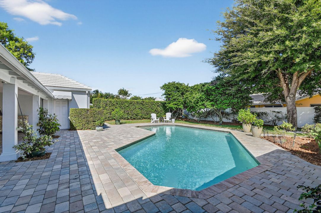 На продажу: $3,450,000 (3 спален, 3 ванн, 3072 Квадратных фут)