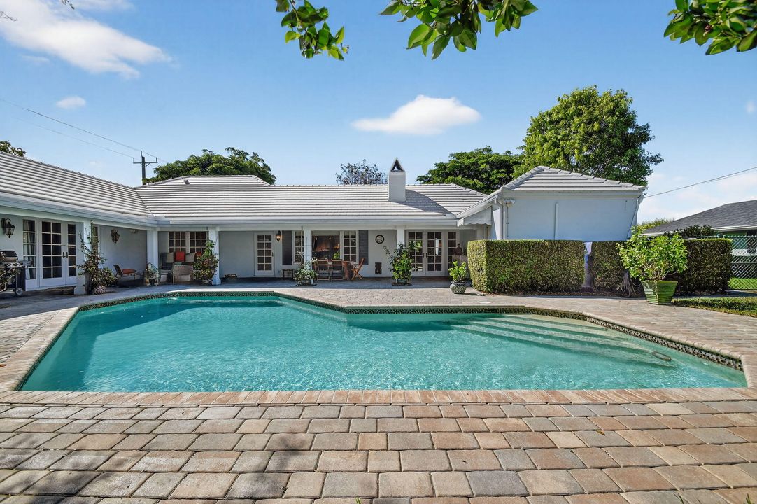 На продажу: $3,450,000 (3 спален, 3 ванн, 3072 Квадратных фут)