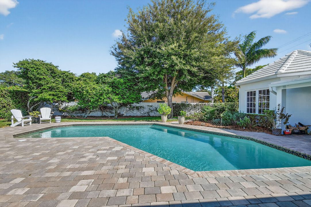 На продажу: $3,450,000 (3 спален, 3 ванн, 3072 Квадратных фут)