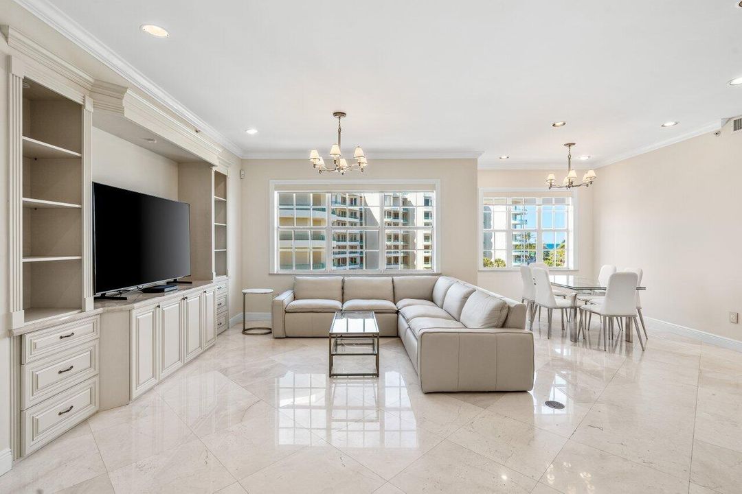 For Rent: $16,000 (4 beds, 4 baths, 4828 Square Feet)