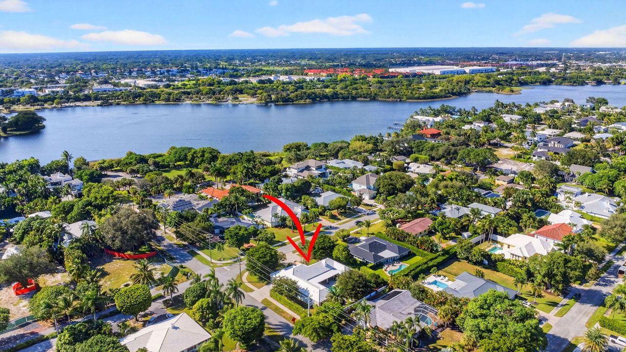 На продажу: $3,450,000 (3 спален, 3 ванн, 3072 Квадратных фут)