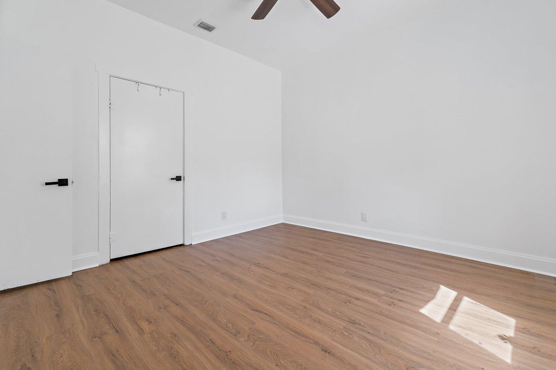 For Sale: $414,900 (3 beds, 2 baths, 1330 Square Feet)