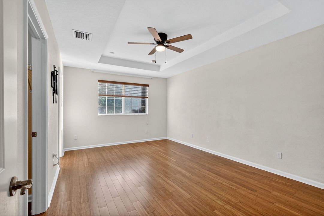 En Renta: $2,825 (3 camas, 3 baños, 1399 Pies cuadrados)