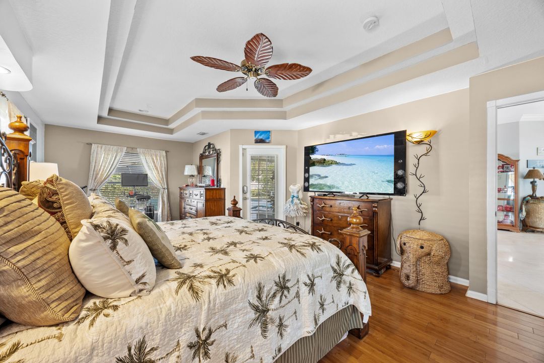 For Sale: $585,000 (4 beds, 2 baths, 2493 Square Feet)