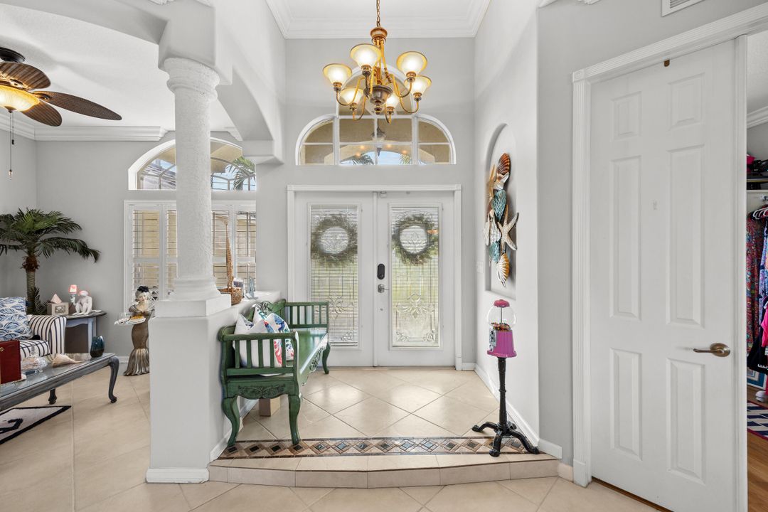 For Sale: $585,000 (4 beds, 2 baths, 2493 Square Feet)