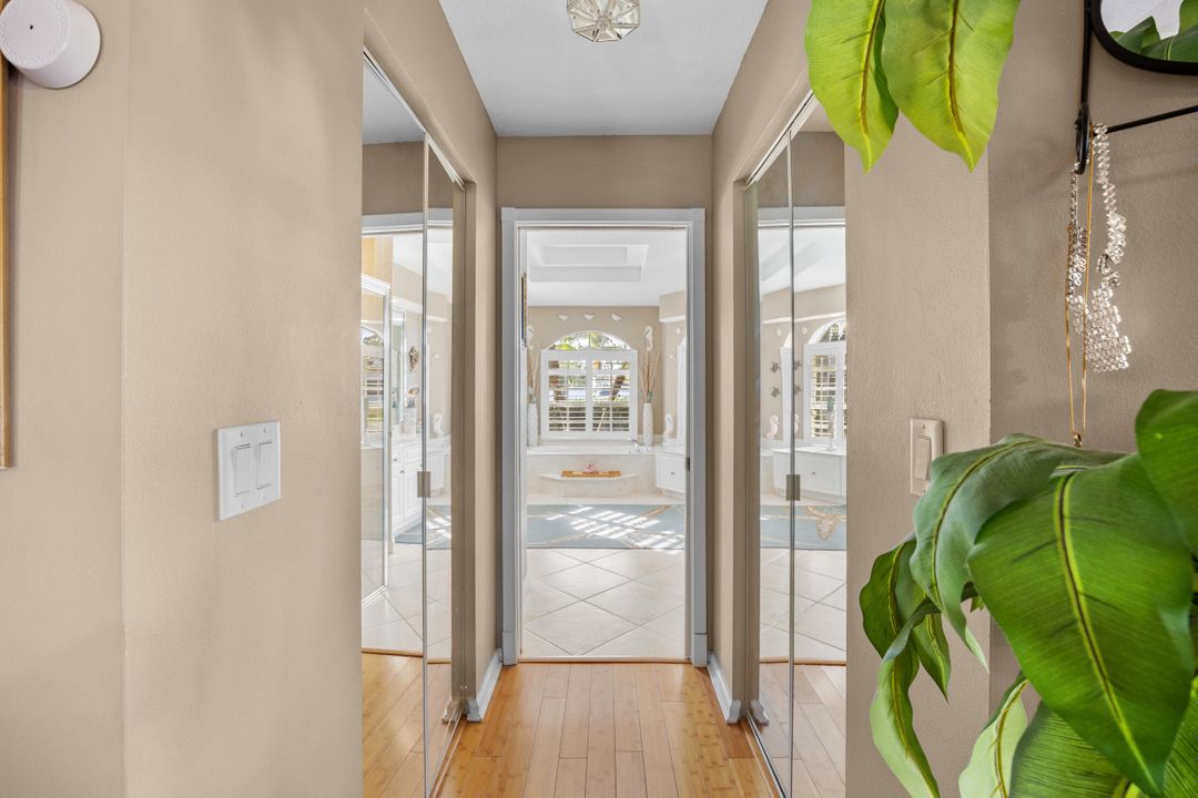 For Sale: $585,000 (4 beds, 2 baths, 2493 Square Feet)