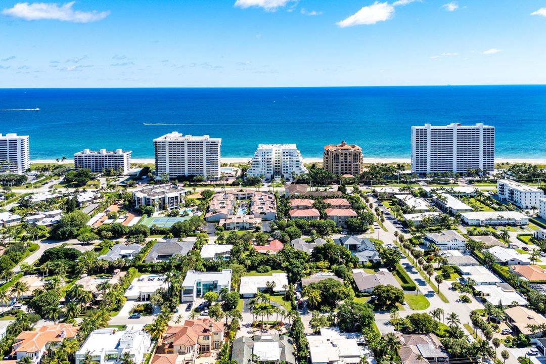 На продажу: $2,799,000 (3 спален, 2 ванн, 1779 Квадратных фут)