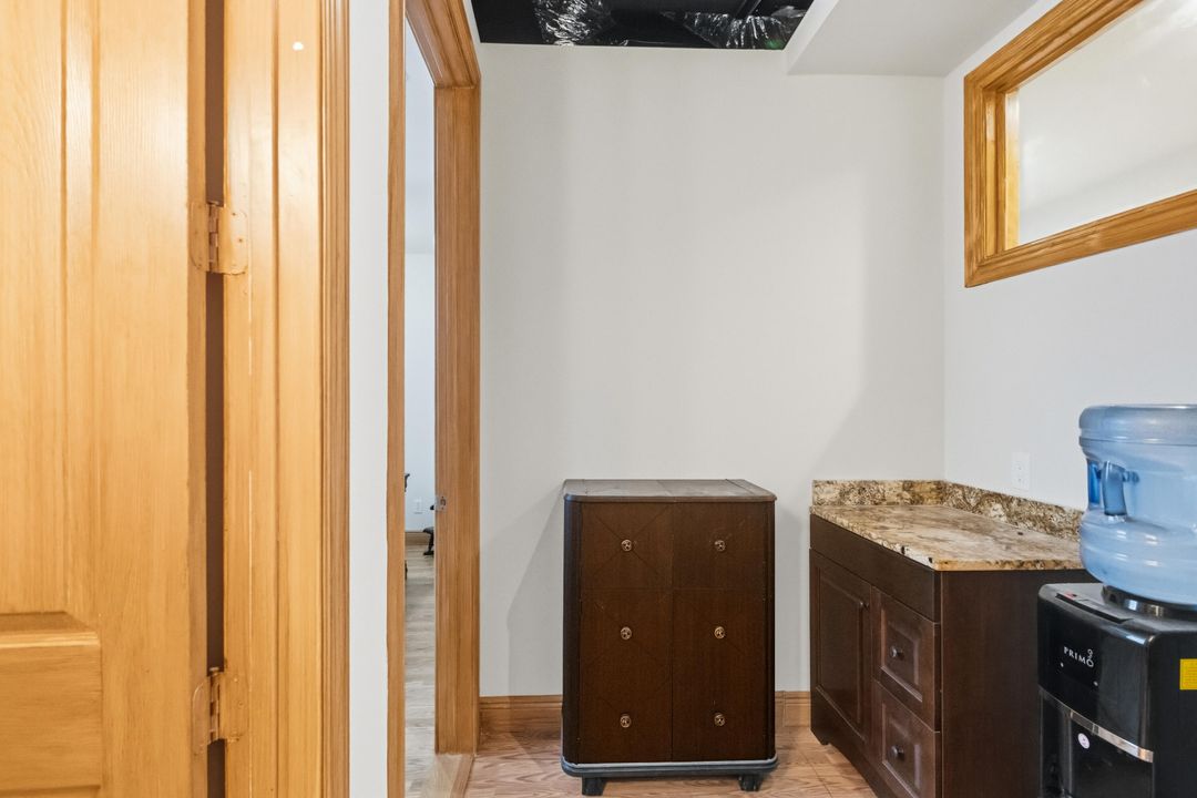 For Sale: $35 (0 beds, 0 baths, 741 Square Feet)