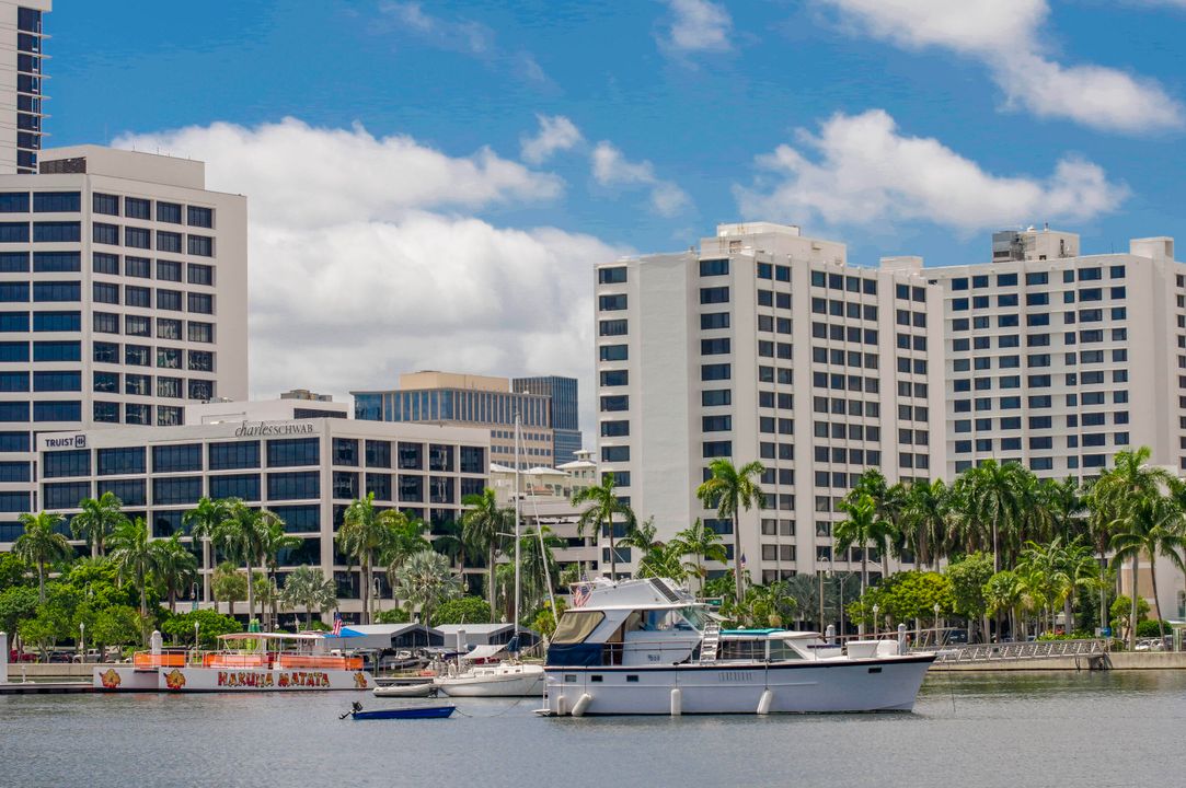 For Sale: $398,490 (1 beds, 1 baths, 760 Square Feet)