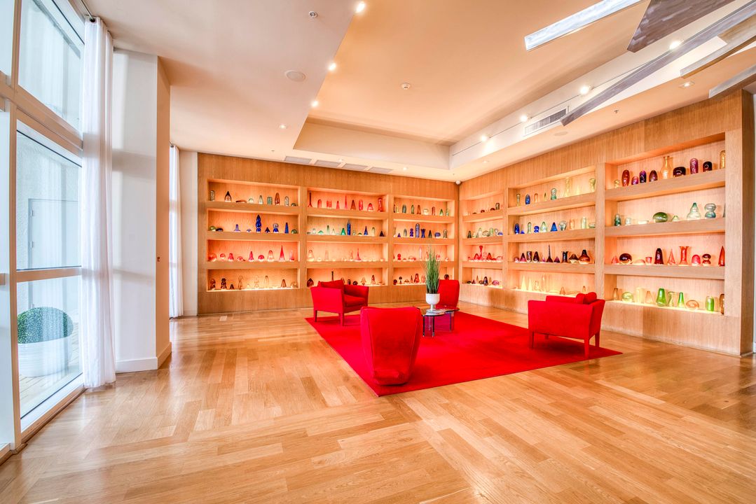 For Sale: $398,490 (1 beds, 1 baths, 760 Square Feet)