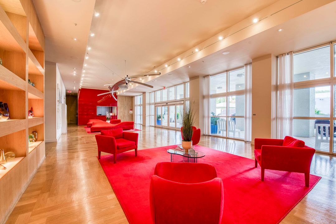 For Sale: $398,490 (1 beds, 1 baths, 760 Square Feet)