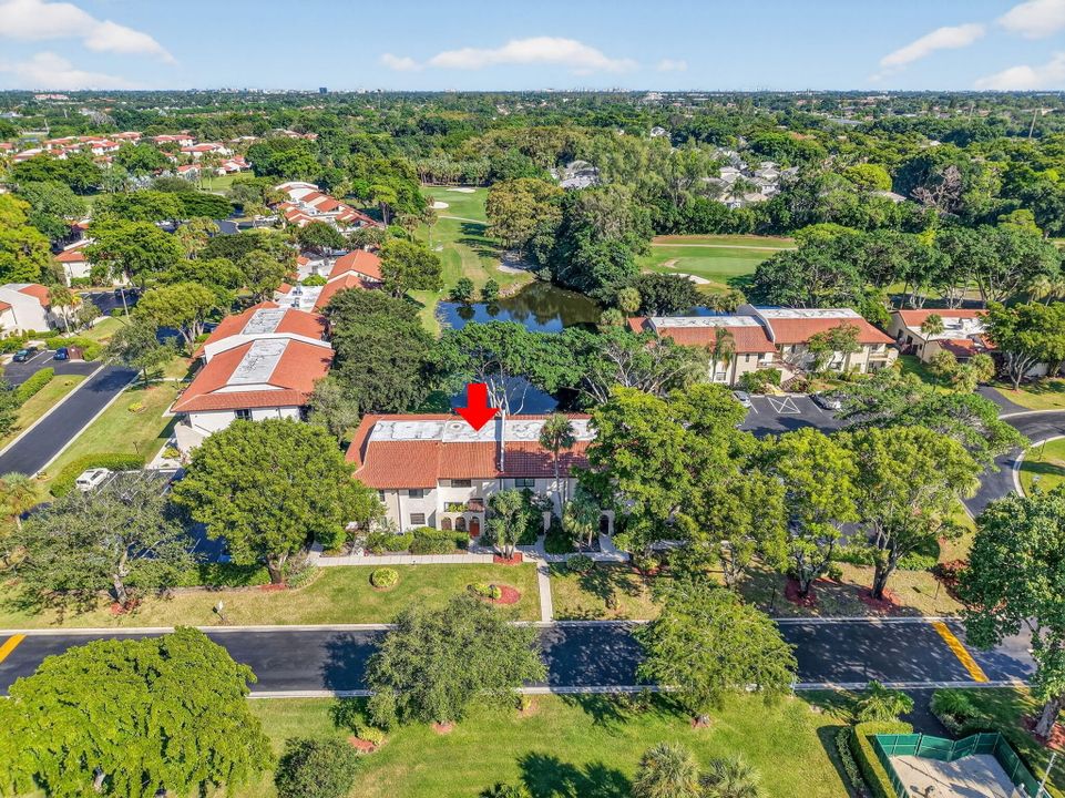 For Rent: $2,800 (2 beds, 2 baths, 1426 Square Feet)