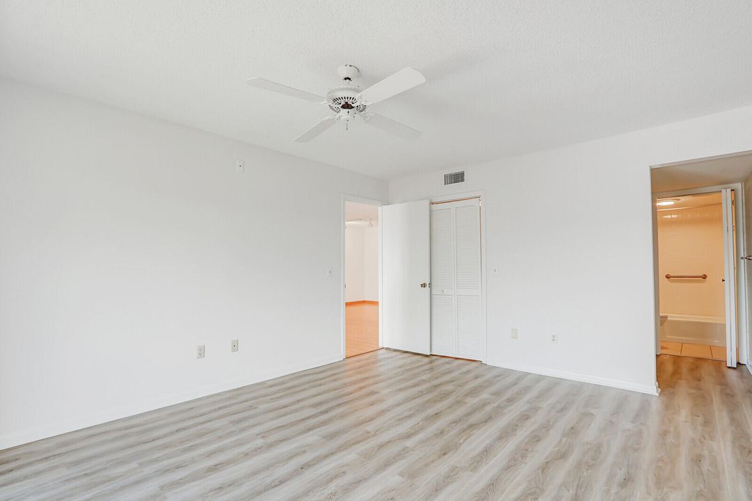 待售: $190,000 (2 贝兹, 2 浴室, 1191 平方英尺)