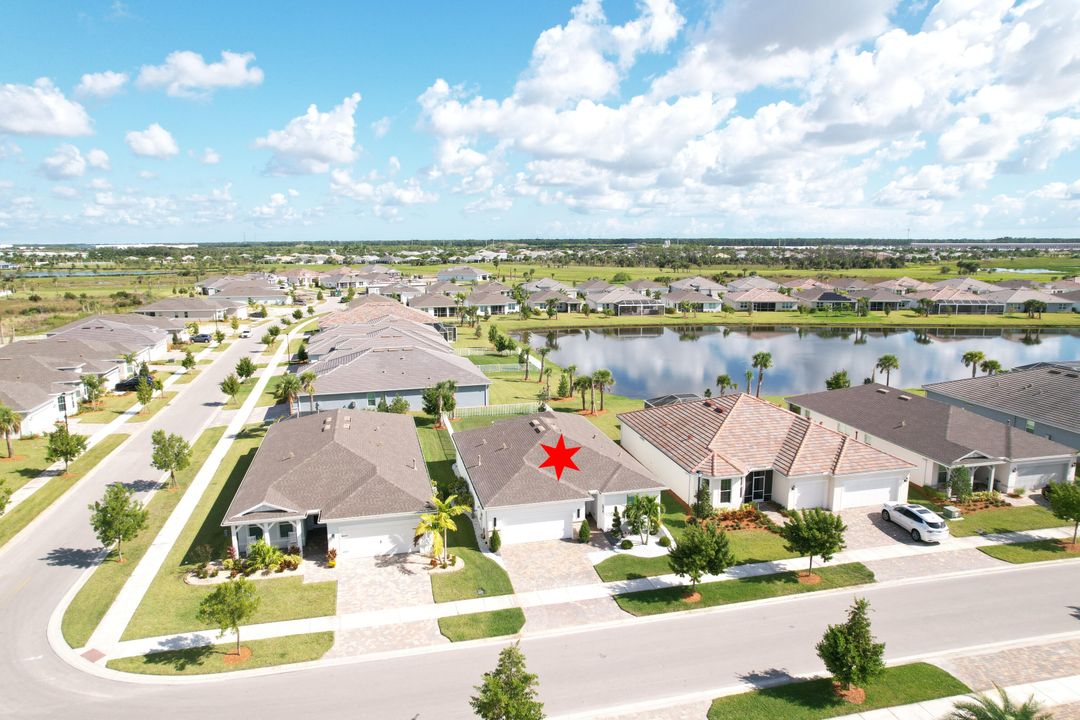 На продажу: $478,900 (2 спален, 2 ванн, 1827 Квадратных фут)