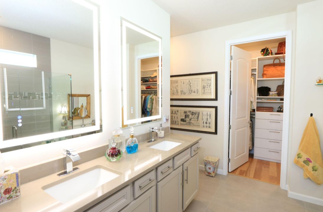 На продажу: $478,900 (2 спален, 2 ванн, 1827 Квадратных фут)