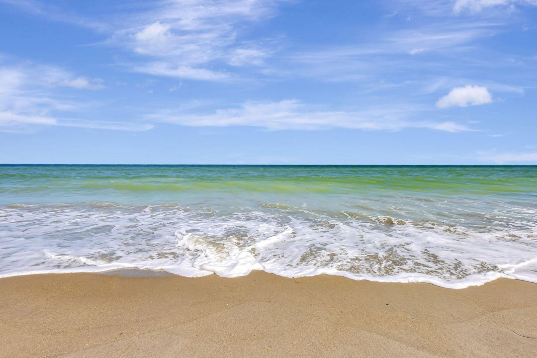 For Sale: $449,000 (2 beds, 2 baths, 1120 Square Feet)