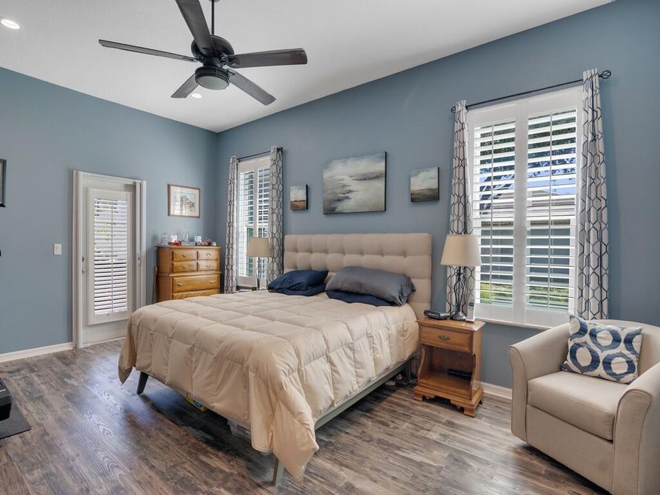 En Venta: $599,000 (4 camas, 3 baños, 2336 Pies cuadrados)