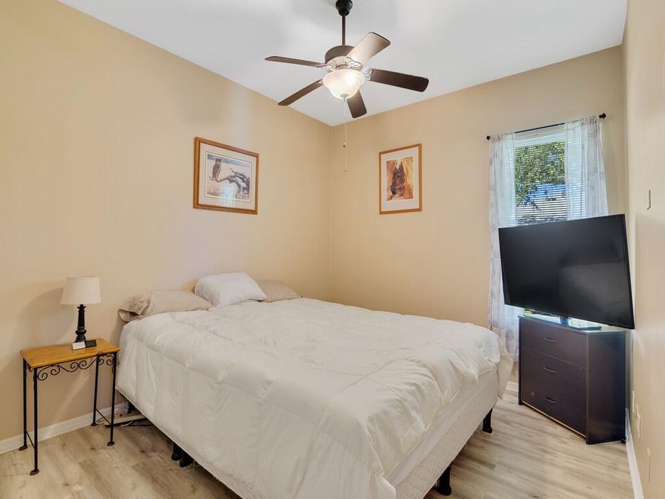 En Venta: $599,000 (4 camas, 3 baños, 2336 Pies cuadrados)