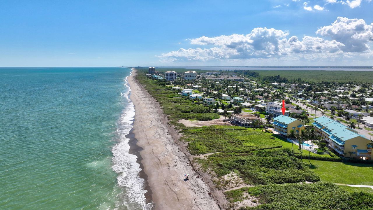 For Sale: $449,000 (2 beds, 2 baths, 1120 Square Feet)