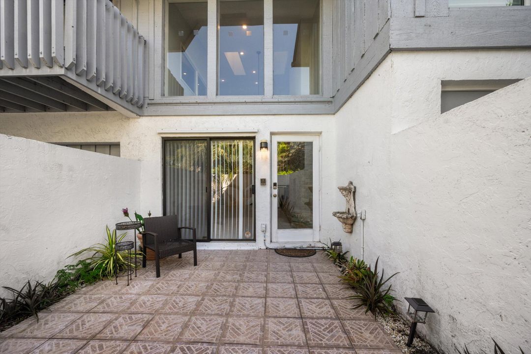 For Sale: $575,000 (3 beds, 2 baths, 1776 Square Feet)