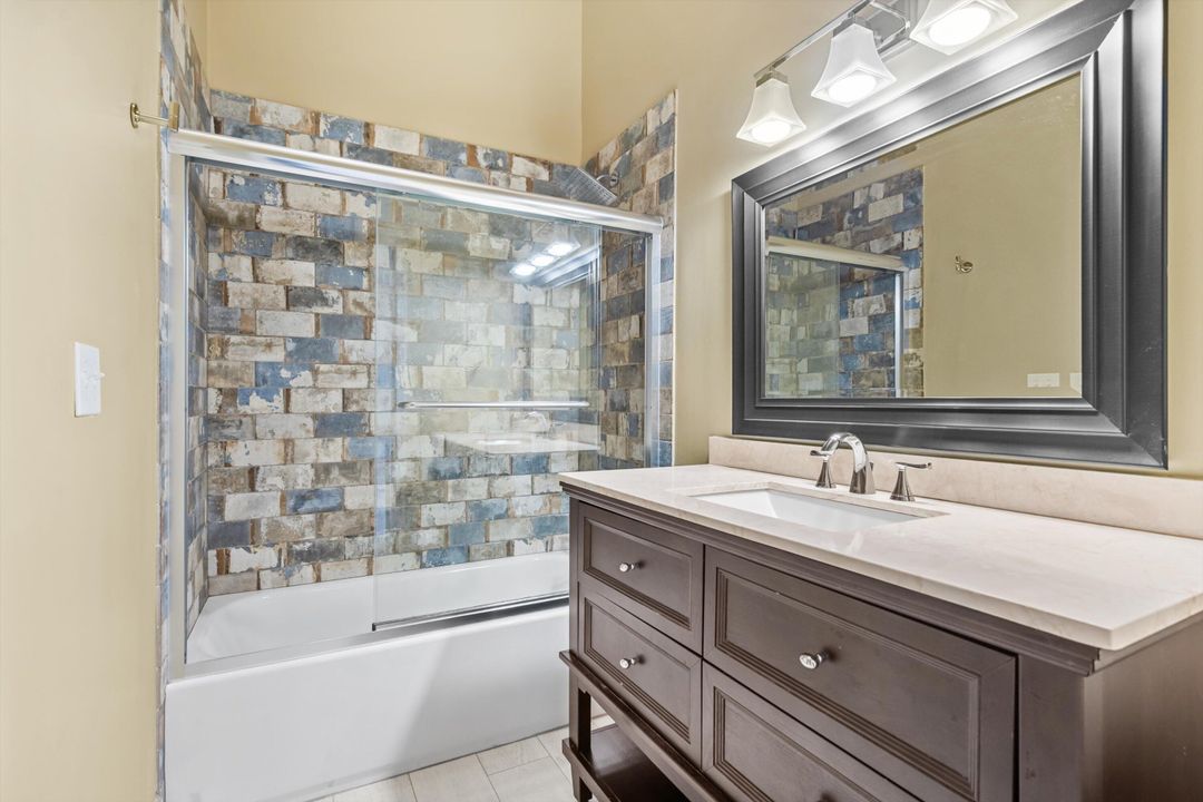 For Sale: $575,000 (3 beds, 2 baths, 1776 Square Feet)