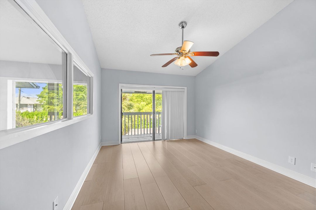 For Sale: $575,000 (3 beds, 2 baths, 1776 Square Feet)