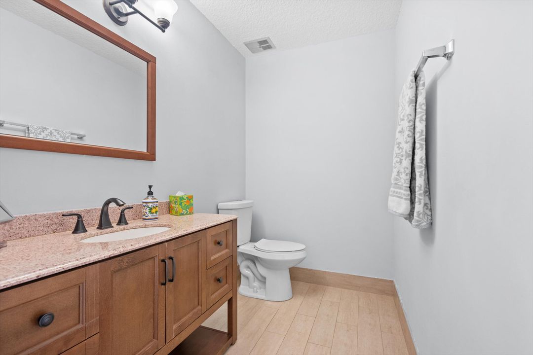 For Sale: $575,000 (3 beds, 2 baths, 1776 Square Feet)