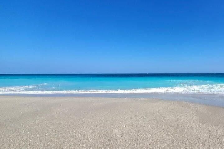 For Sale: $3,350,000 (3 beds, 5 baths, 3483 Square Feet)