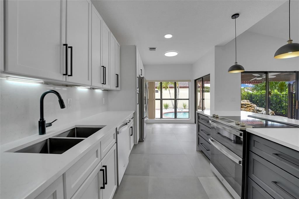 Active With Contract: $5,100 (3 beds, 2 baths, 1738 Square Feet)