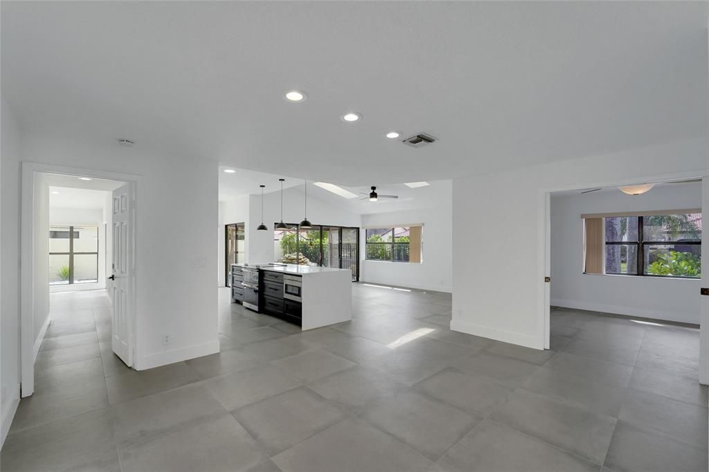 Active With Contract: $5,100 (3 beds, 2 baths, 1738 Square Feet)