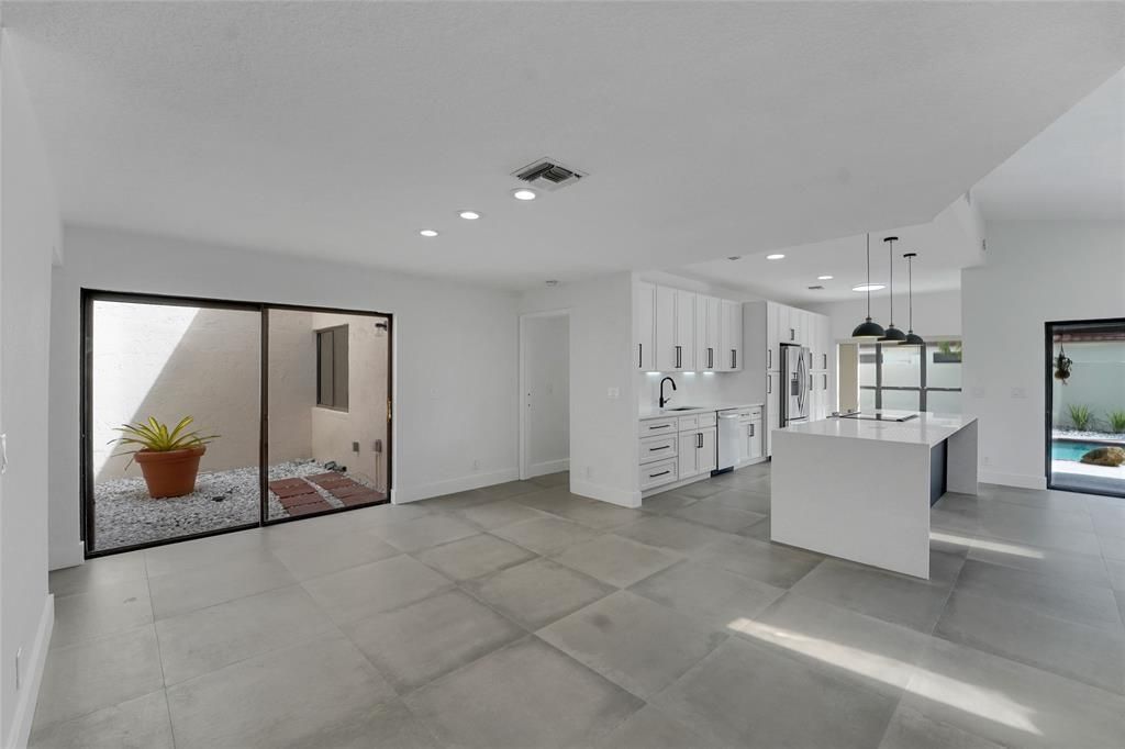 Active With Contract: $5,100 (3 beds, 2 baths, 1738 Square Feet)