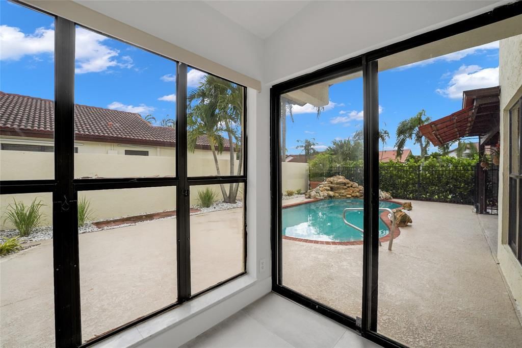 Active With Contract: $5,100 (3 beds, 2 baths, 1738 Square Feet)