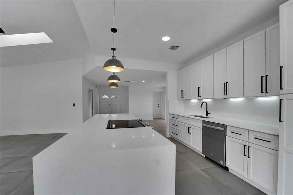 Active With Contract: $5,100 (3 beds, 2 baths, 1738 Square Feet)