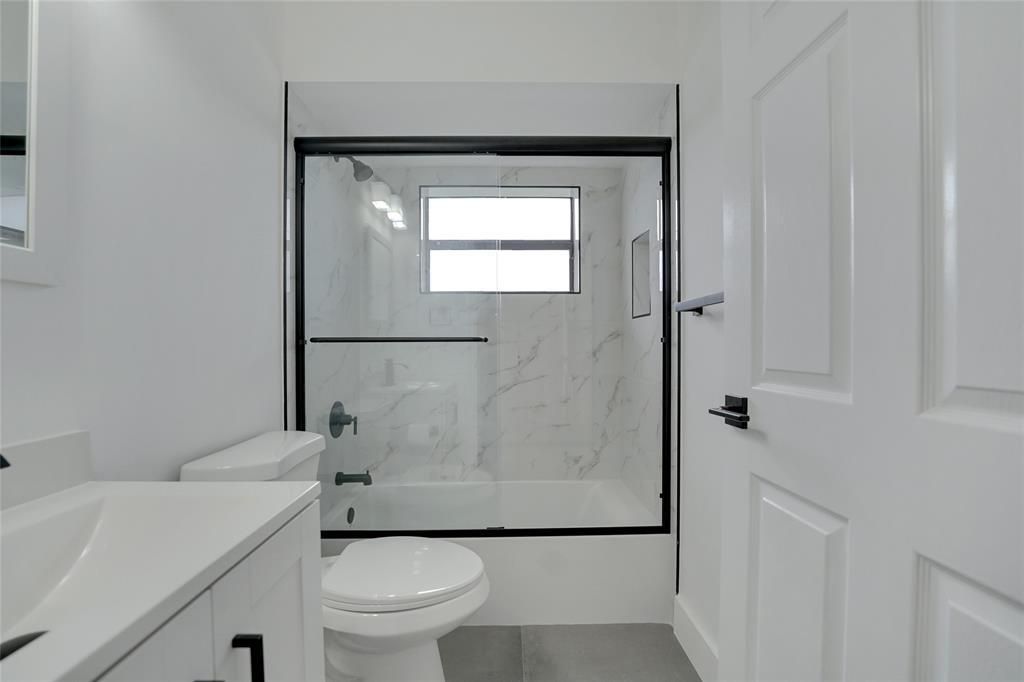 Active With Contract: $5,100 (3 beds, 2 baths, 1738 Square Feet)