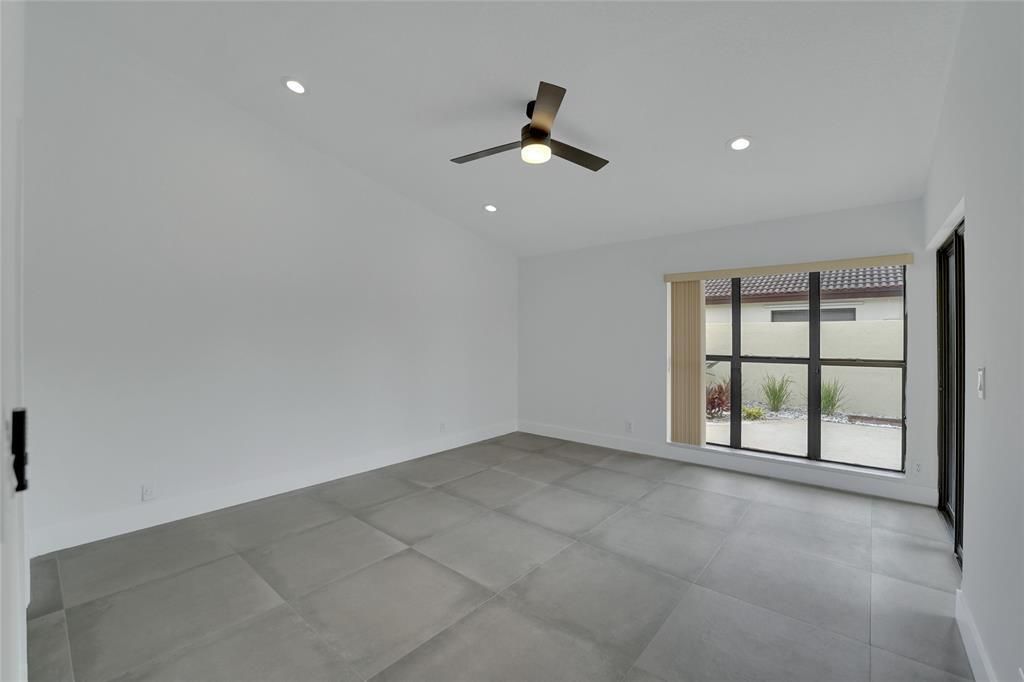 Active With Contract: $5,100 (3 beds, 2 baths, 1738 Square Feet)