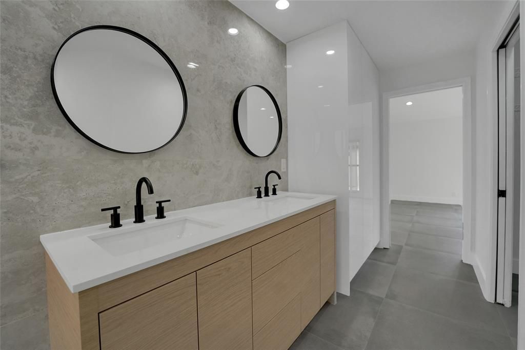 Active With Contract: $5,100 (3 beds, 2 baths, 1738 Square Feet)