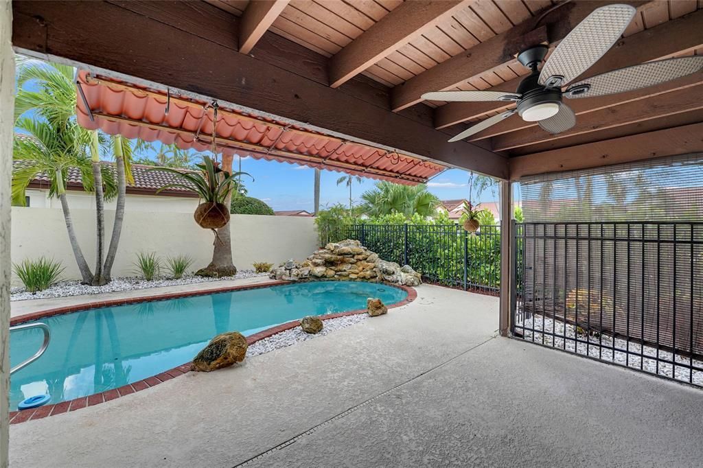 Active With Contract: $5,100 (3 beds, 2 baths, 1738 Square Feet)