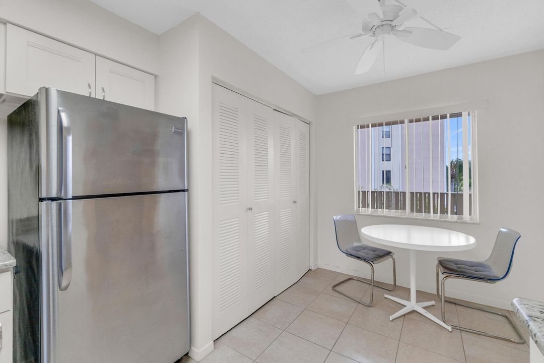 For Sale: $139,000 (2 beds, 2 baths, 1070 Square Feet)