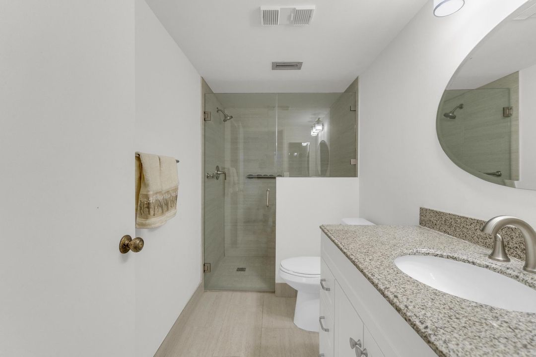 For Sale: $139,000 (2 beds, 2 baths, 1070 Square Feet)