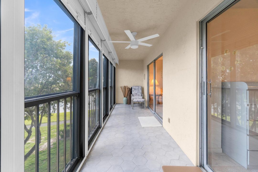 For Sale: $139,000 (2 beds, 2 baths, 1070 Square Feet)