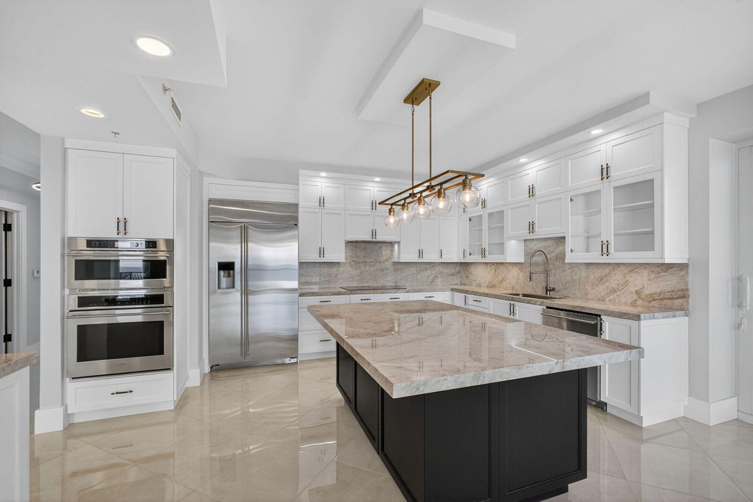 For Sale: $3,350,000 (3 beds, 5 baths, 3483 Square Feet)