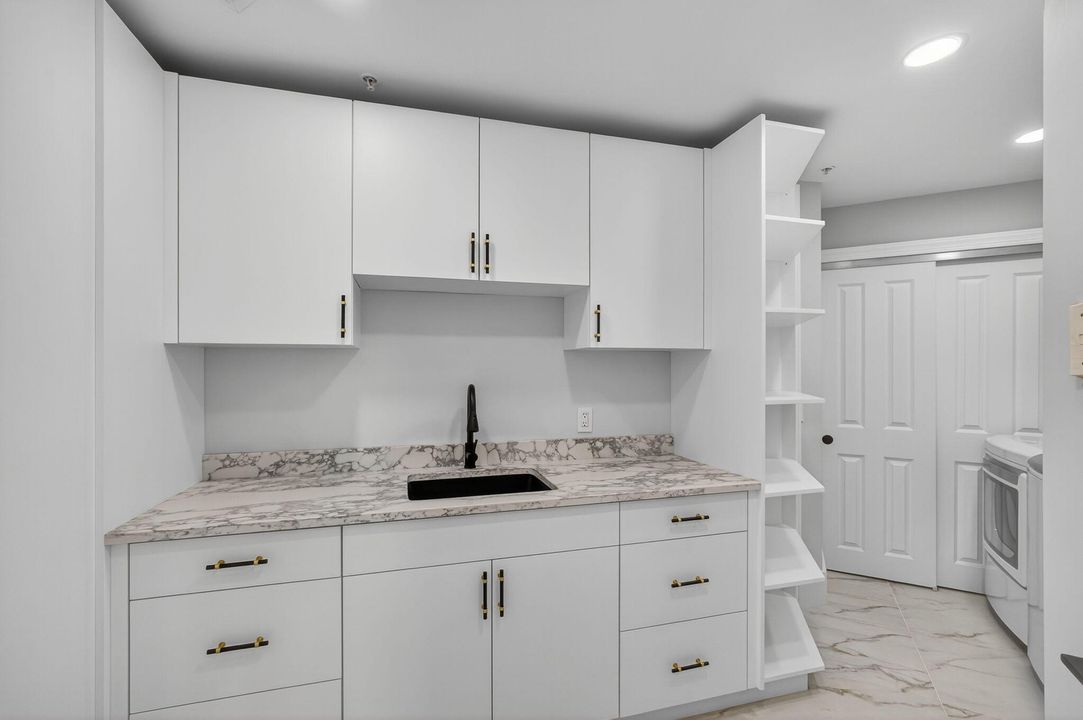 For Sale: $3,350,000 (3 beds, 5 baths, 3483 Square Feet)